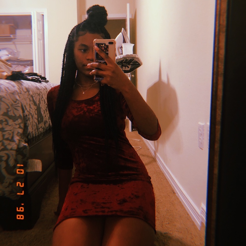 Long sleeve red velvet dress